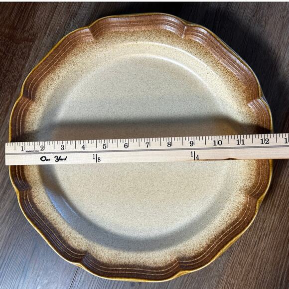 2 Mikasa Vintage Wholewheat E8000 Round Serving Platters 12.5" Diameter - Picture 3 of 6
